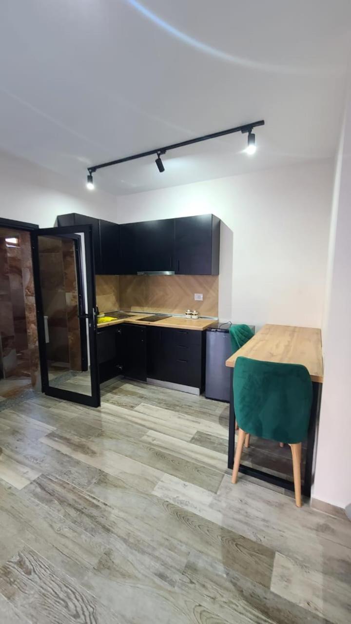 Tian & Hojz Villa *